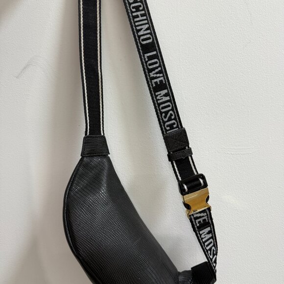 Moschino Black Leather Fanny Pack - Picture 2 of 3